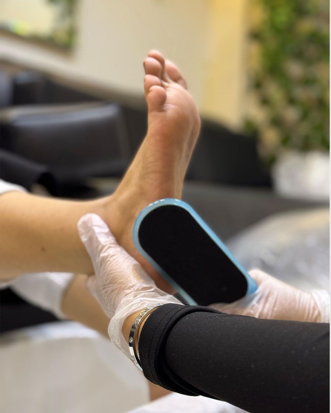 Exfoliación Profunda e Hidratación Intensiva Pies Tijuana - Pedi Medi